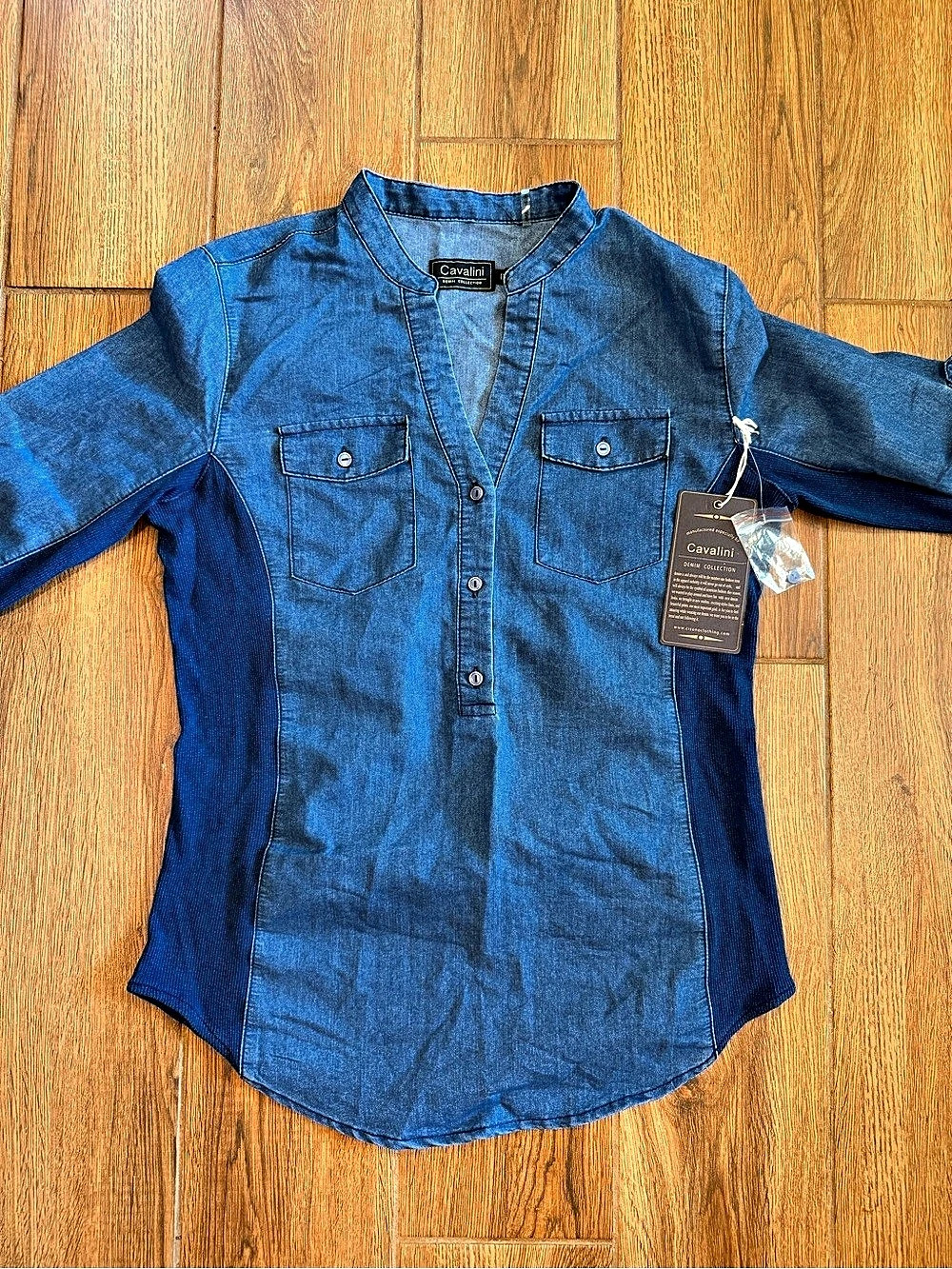 Cavalini Denim Collection 3/4 Sleeve Button-Down Shirt Blue Medium NWT